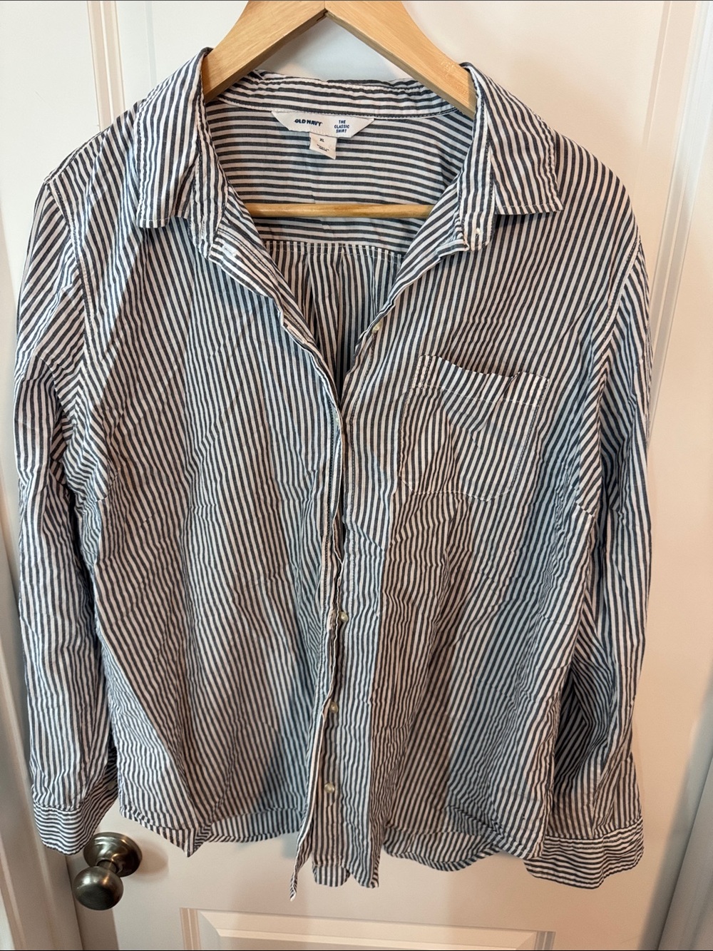 Old Navy women’s Blue and White Striped Button-Up Shirt